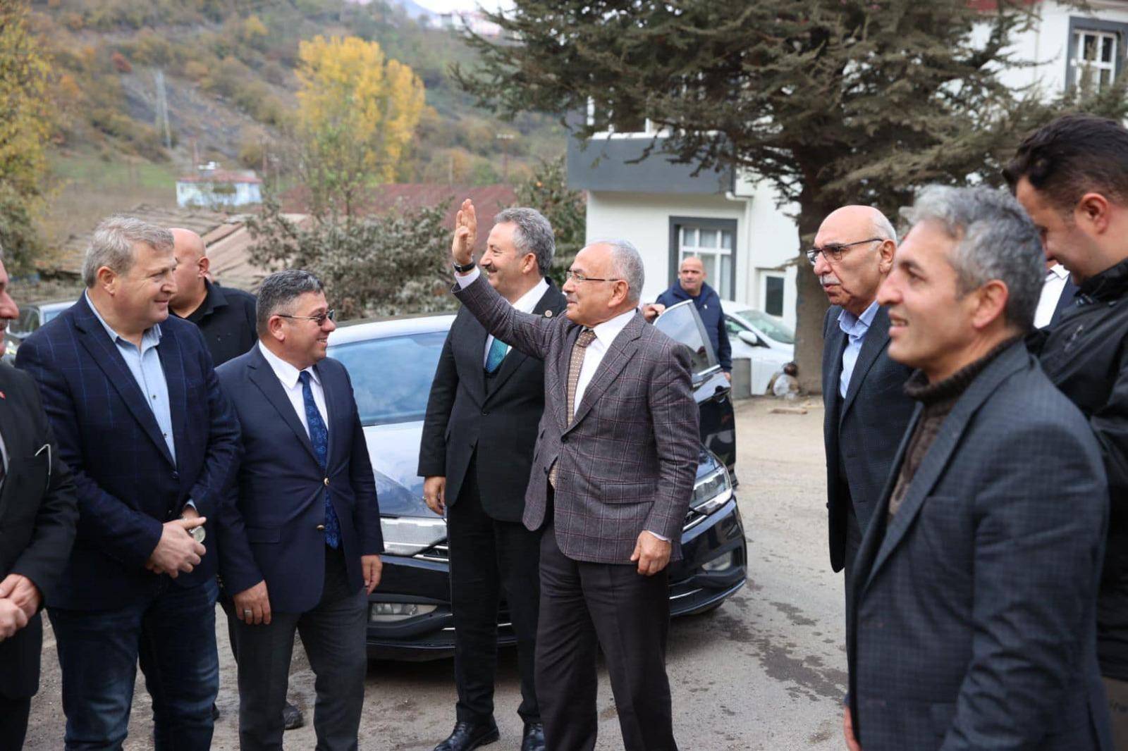 BAŞKAN GÜLER’DEN AYBASTI VE KABATAŞ İLÇESİNE ÇIKARMA